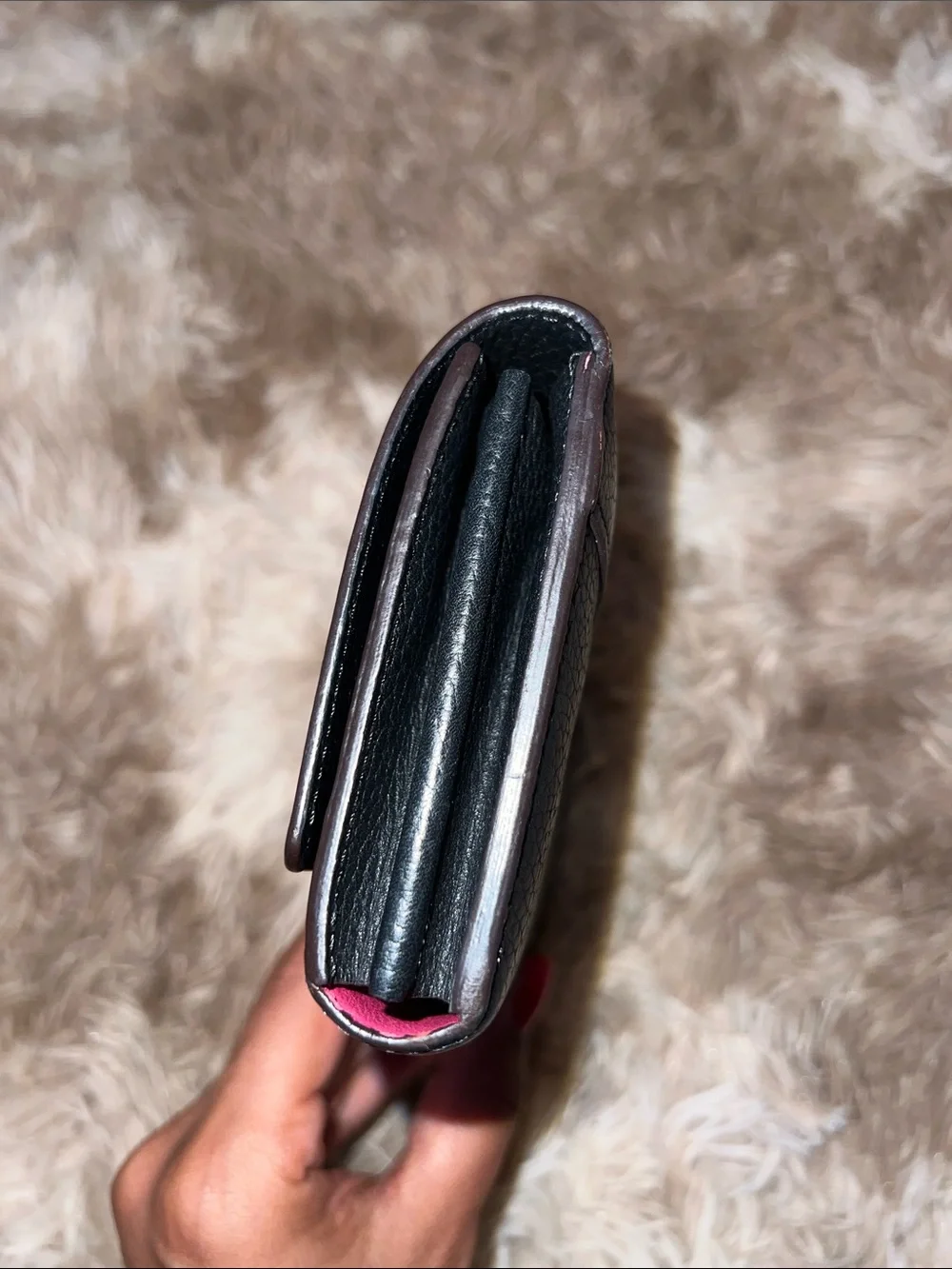 Louis Vuitton Capucines Taurillon Leather Wallet